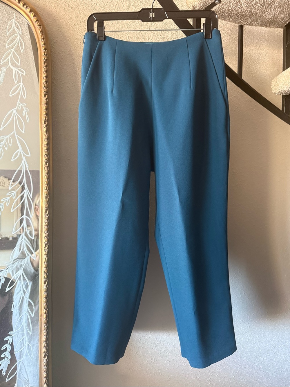 Kaarem Sua Classic Trouser ClassicTrousers - Women’s Medium